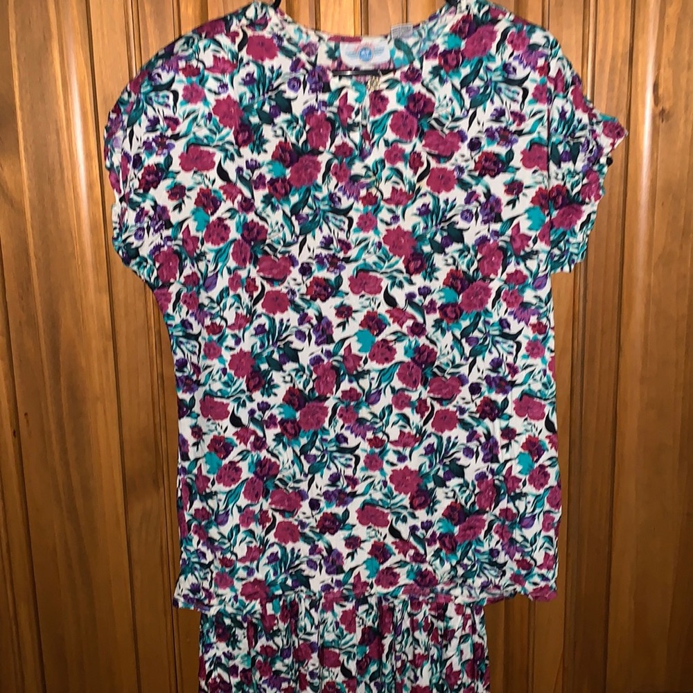 Vintage ladies two piece dress